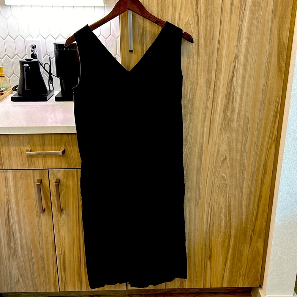 100% Linen V Back Midi Dress - Picture 5 of 5